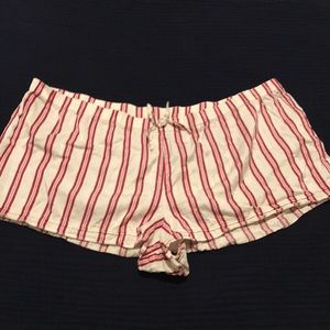 Victoria’s Secret 100% silk red & pink striped sleep shorts Size XL